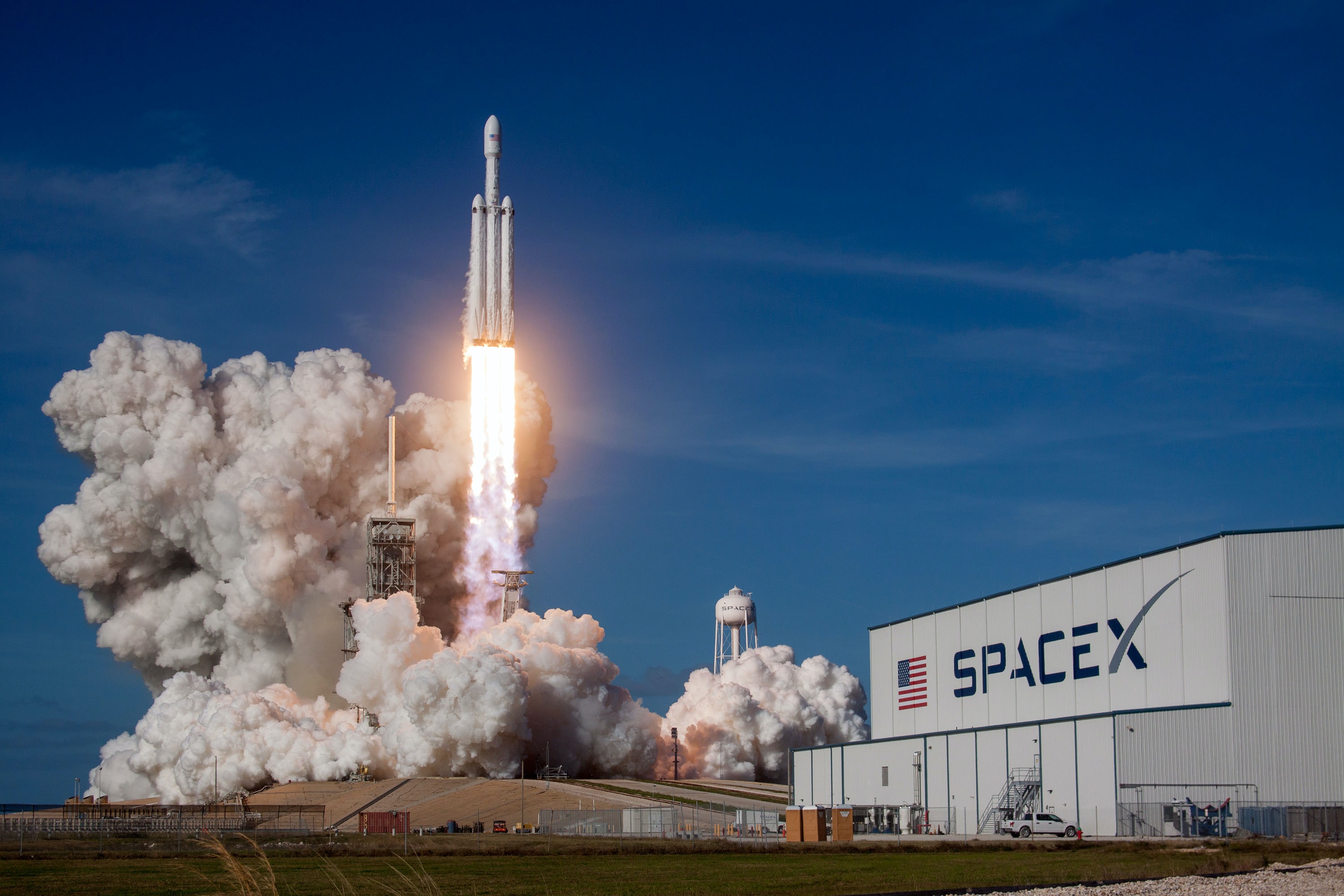 spacex-Ptd-iTdrCJM-unsplash (1)